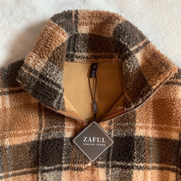 NWT Zaful Plaid Sherpa Crop Sweater - Picture 3 of 7